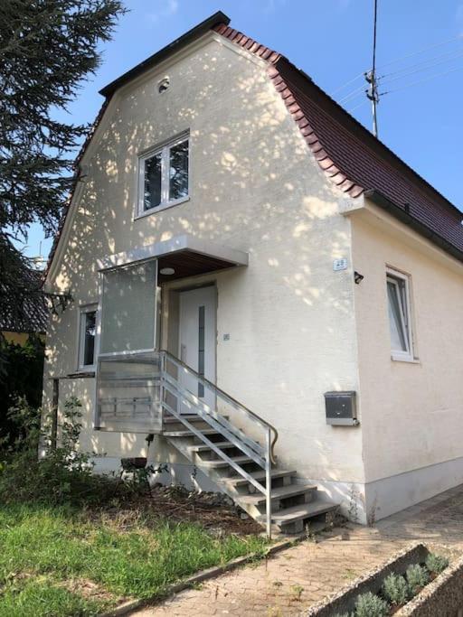 Вилла Family House Bibertal Экстерьер фото
